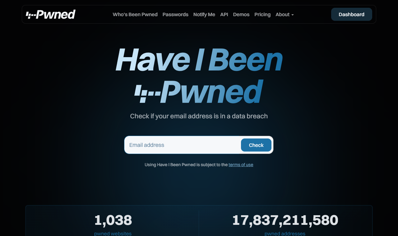 Have I Been Pwned, kde můžeš zkontrolovat, jestli se tvoje e-mailová adresa objevuje ve známém úniku